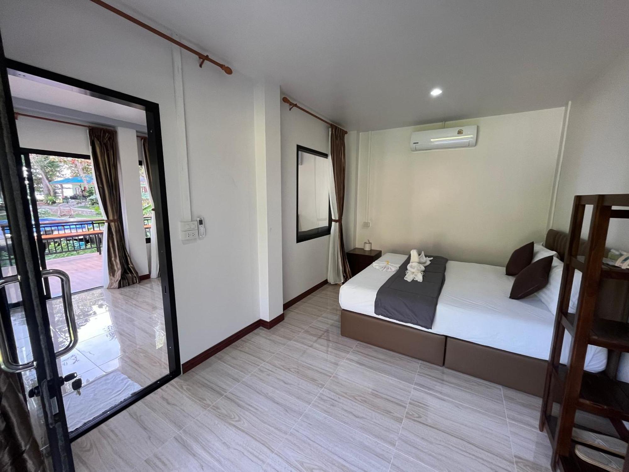 Koh Mook Garden Beach Resort Bagian luar foto
